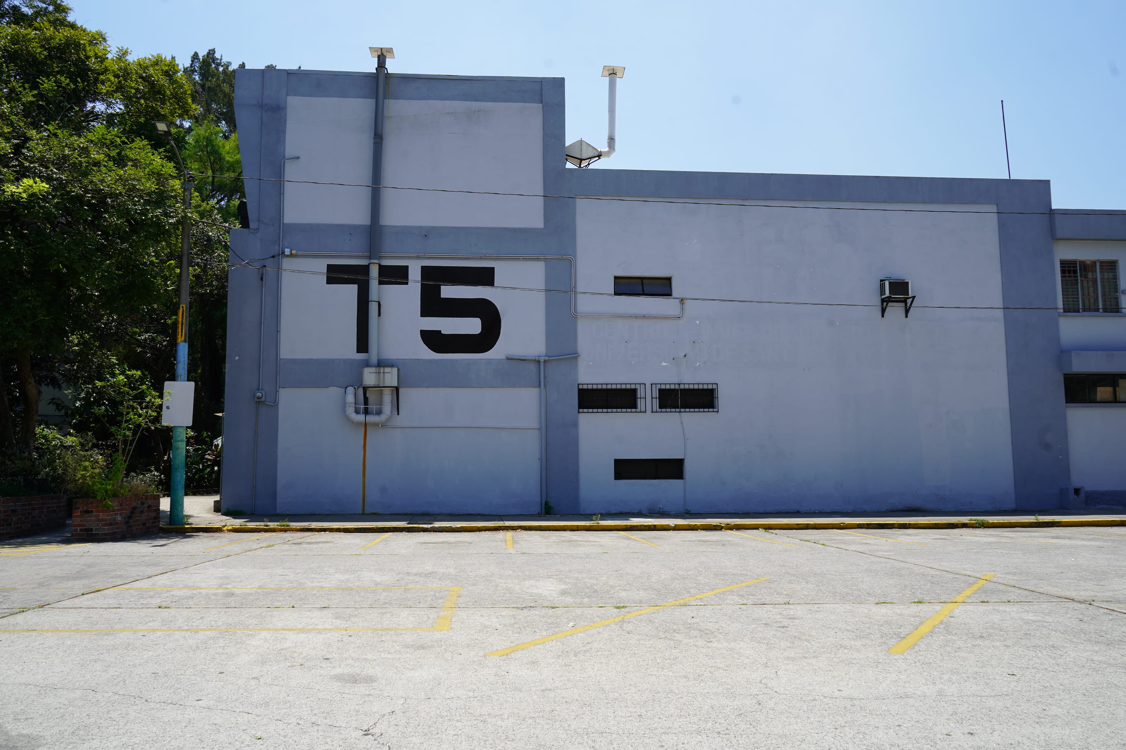 Fotografía de Edificio T-5