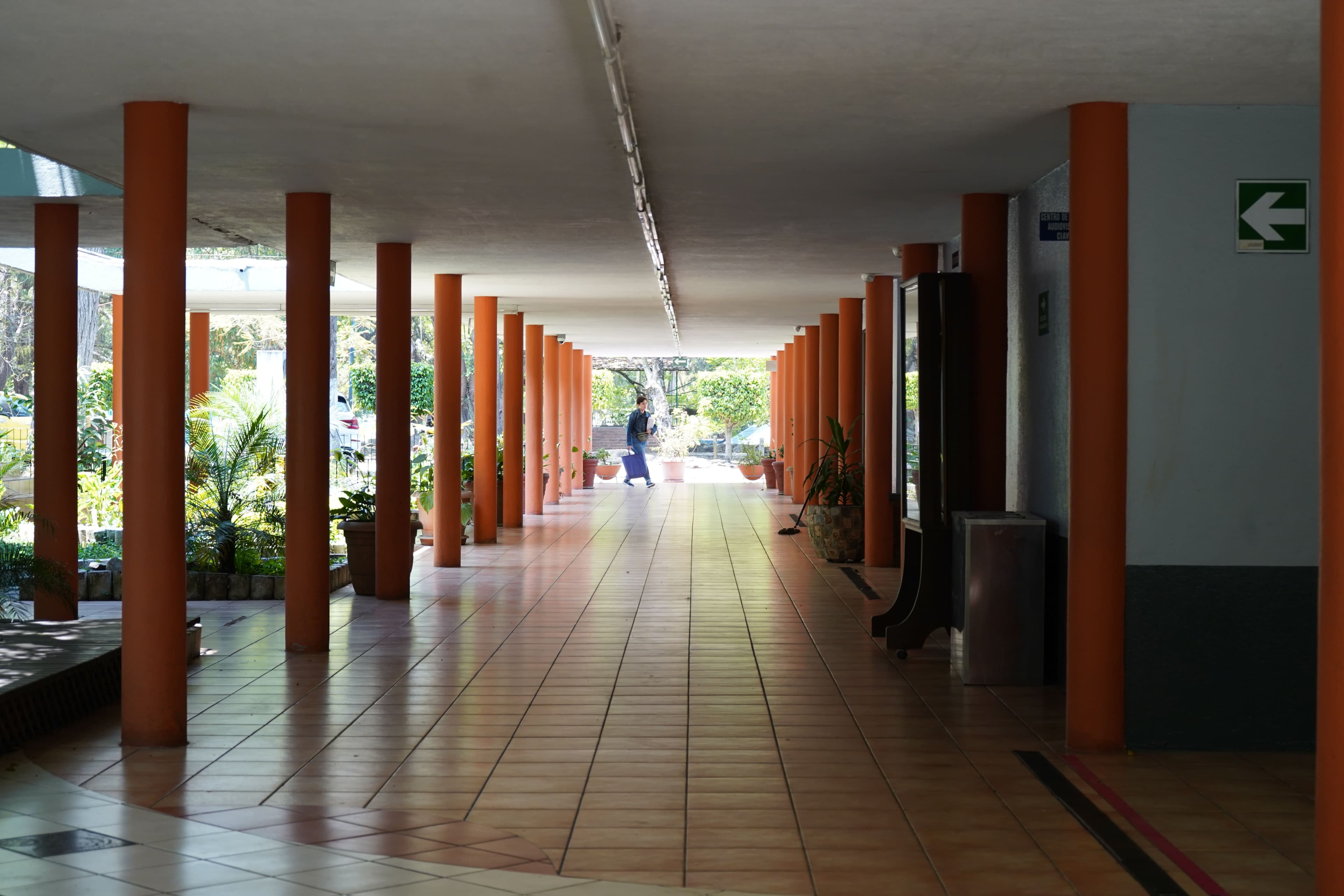 Fotografía de Edificio T-6